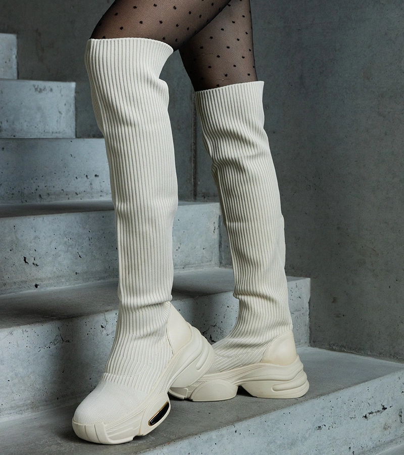 Cizme slip-on bej cu carâmb elastic pe talpă masivă Lokira