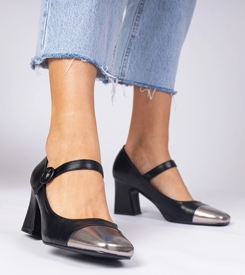 Pantofi negri de damă cu vârf argintiu Radora