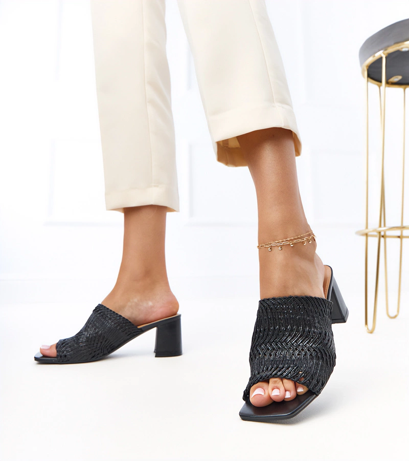 Sandale negre cu toc cu barete împletite Gamboa