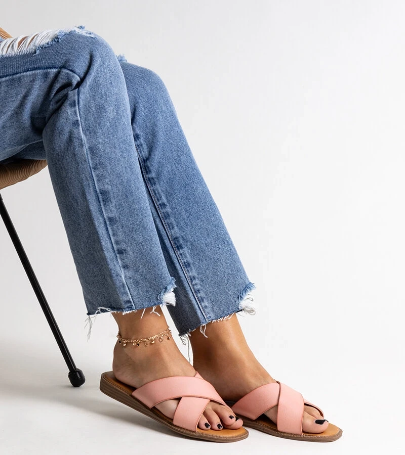 Papuci roz din piele ecologică Klementyna