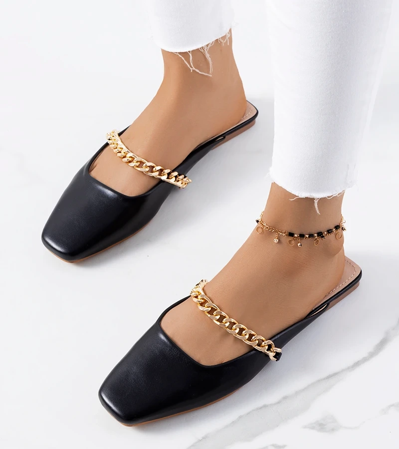 Șlapi negri eleganți Baras