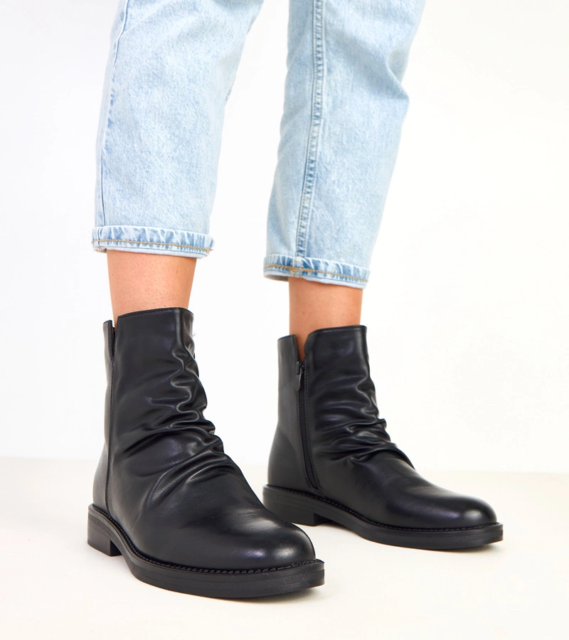 Botine negre damă cu încrețituri pe față Alexis