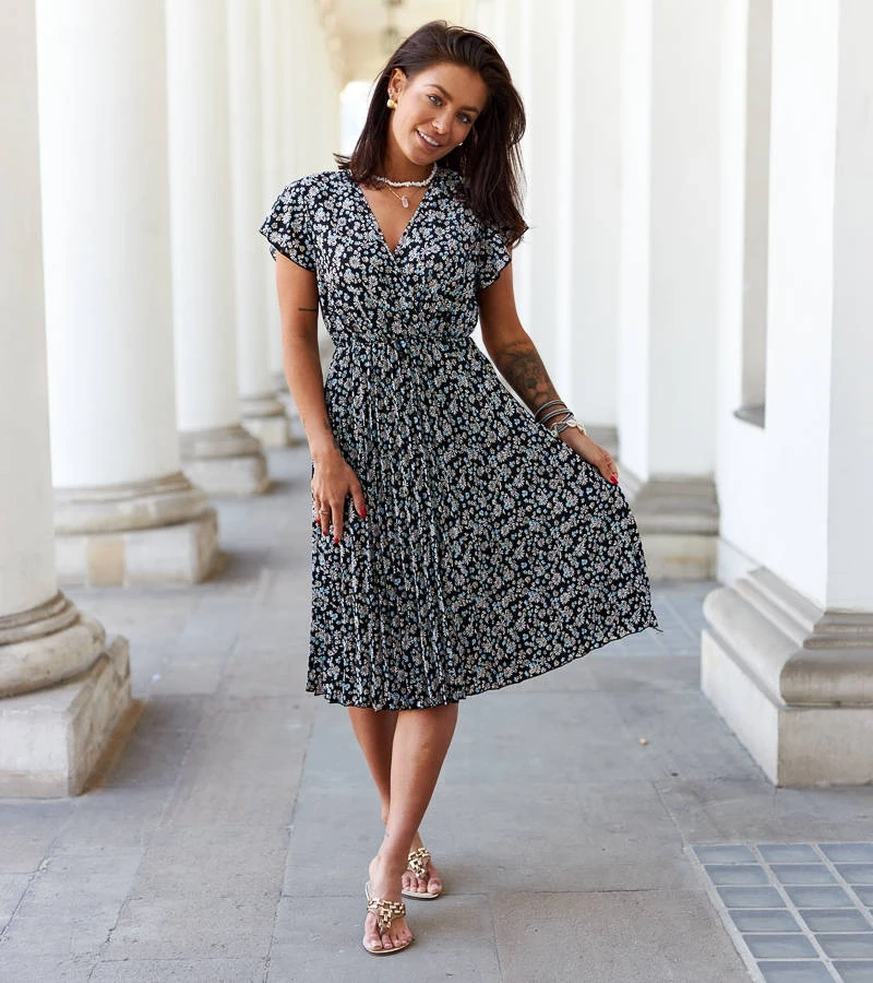 Rochie neagră plisată cu flori de Viminale