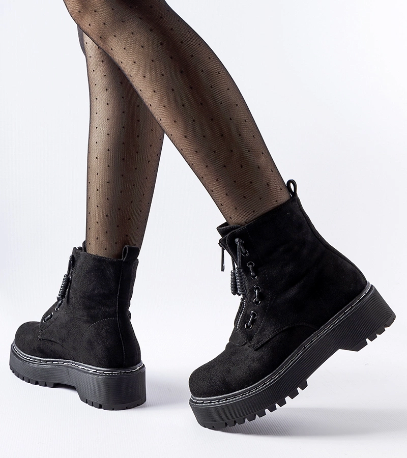 Botine negre cu fermoar Doganella