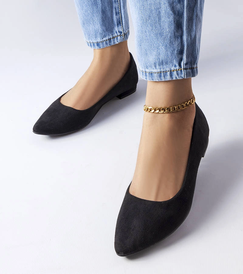 Balerini negri cu tocuri joase de Bérubé