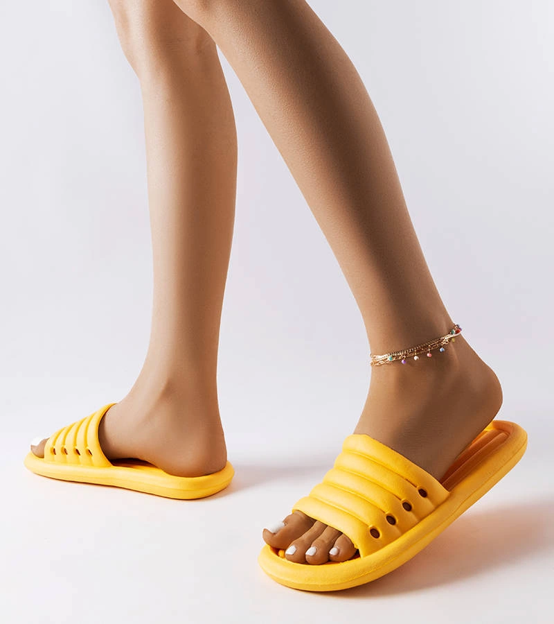 Șlapi de cauciuc Chewy Koehler