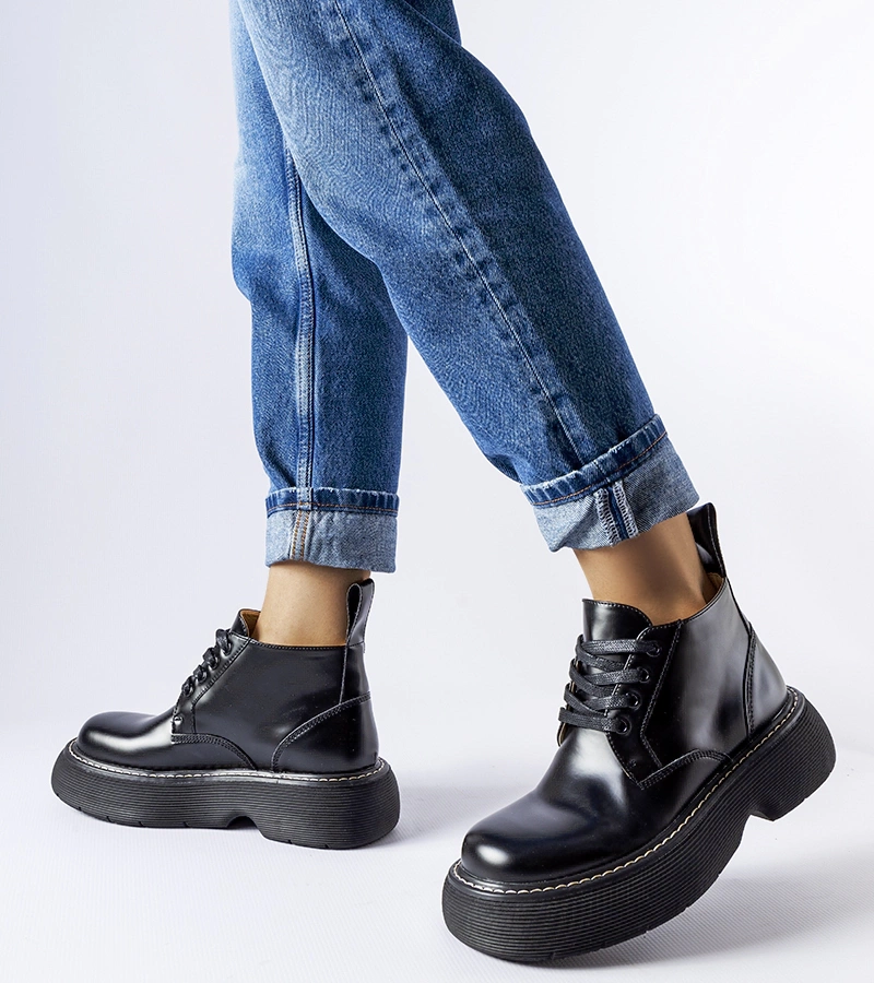 Negru scurt baggers clasic negru de Aristide