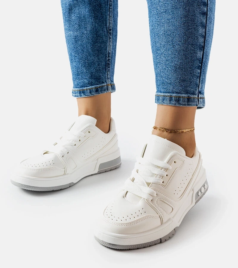 Adidași sport Willson albi