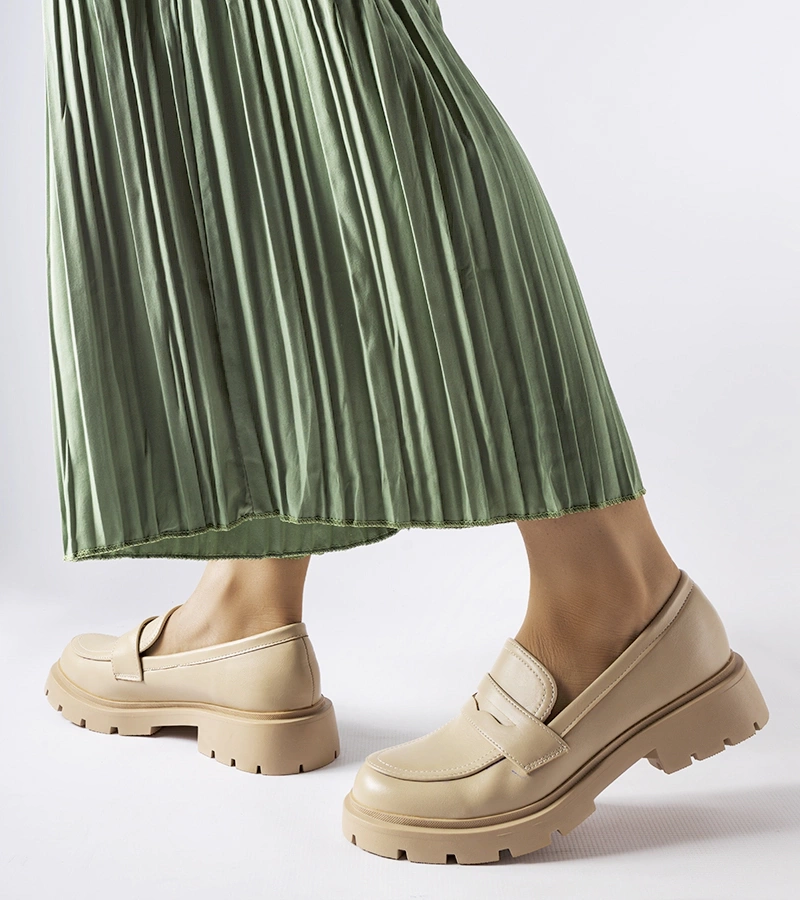 Mocasini eleganți bej de Puccianiello