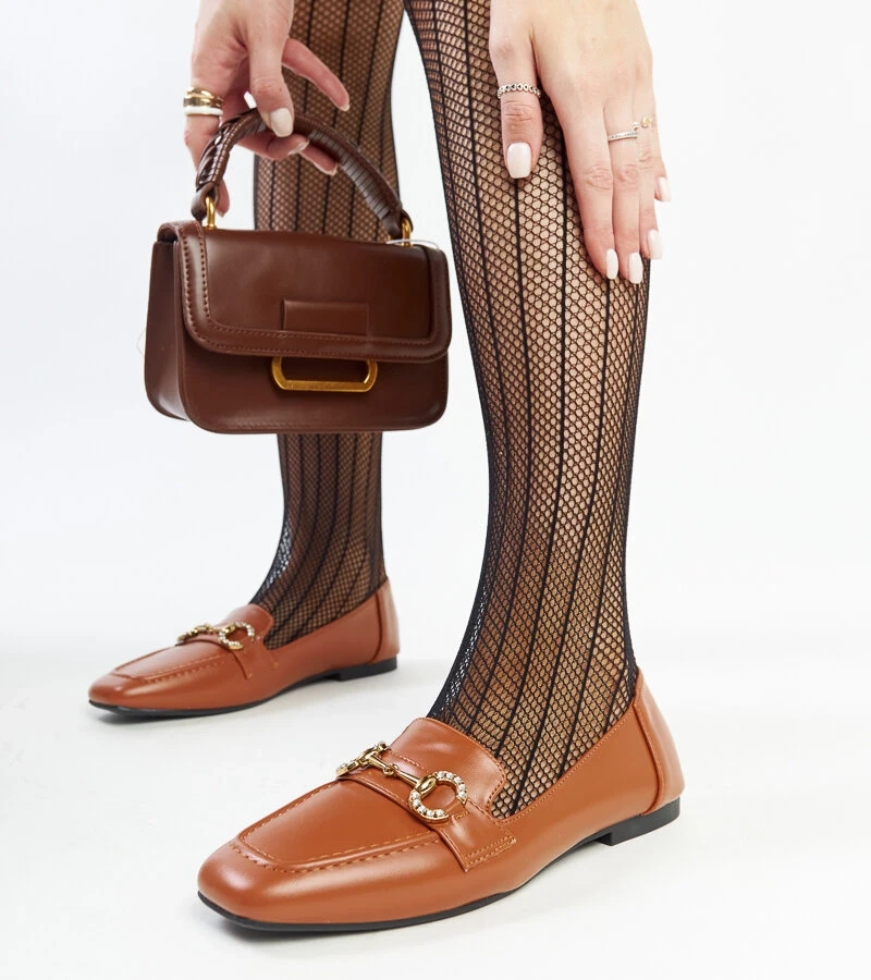 Mocasini maro cu cataramă Areebah