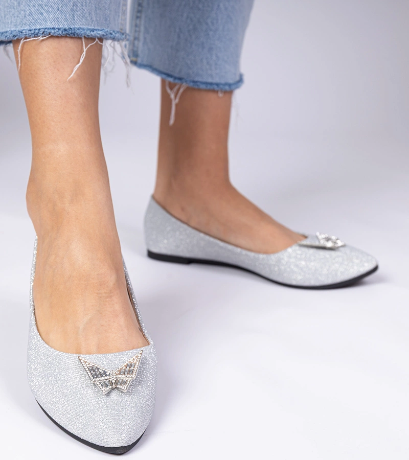 Balerini argintii de damă cu sclipici și fluturaș Denny