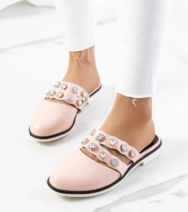 Flip-flops roz, înfrumusețați cu nasturi Asselt