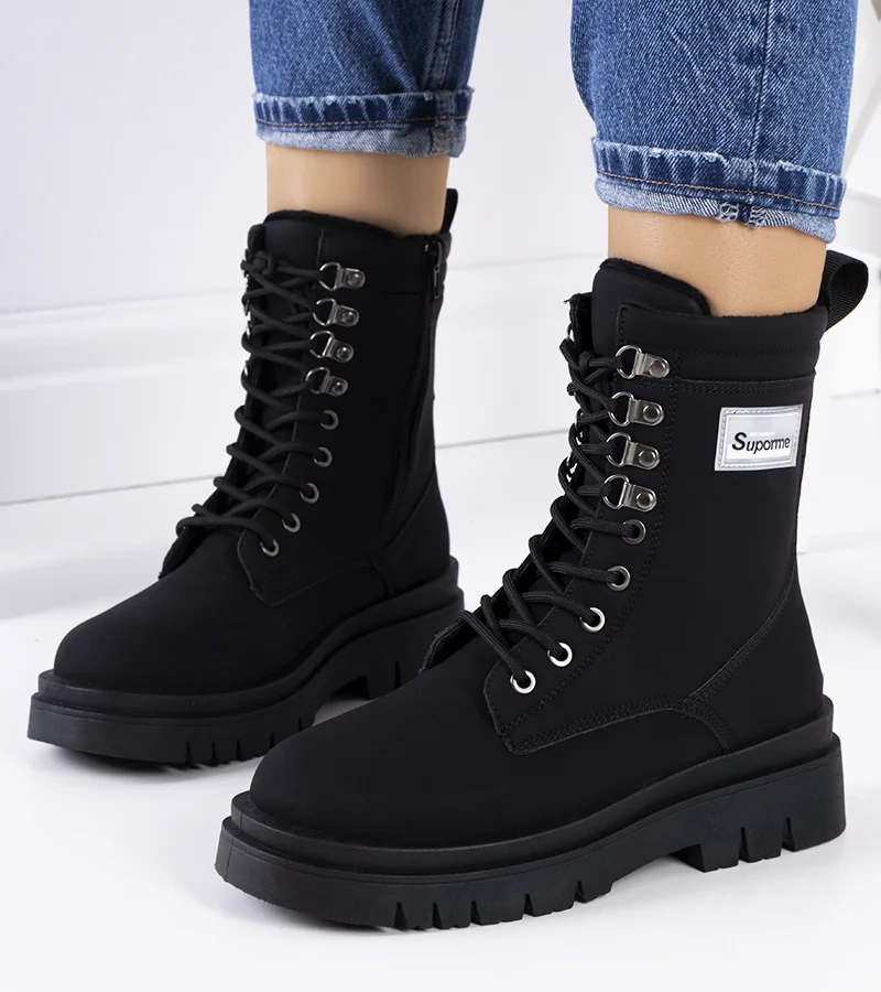 Capcane Cofer negru mat