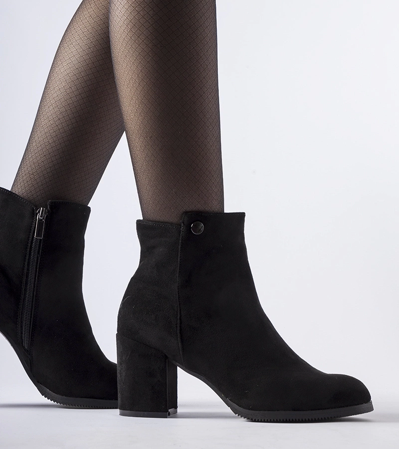 Botine negre cu toc mic din ecoseză Risano