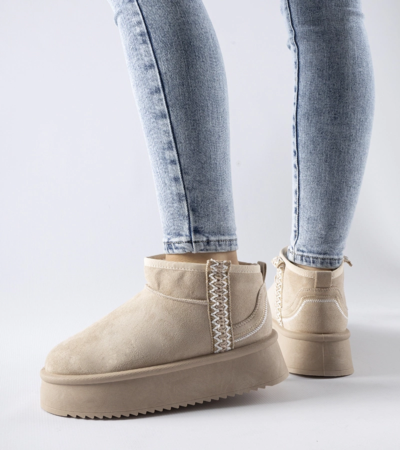 Cizme de zăpadă bej pe platformă Scavi