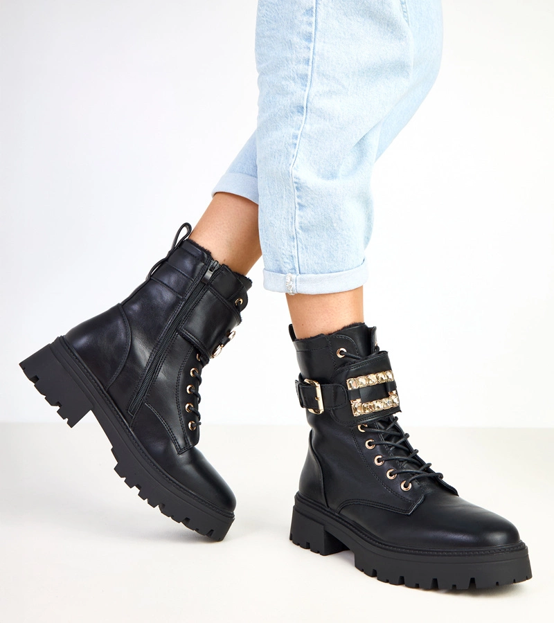 Cizme negre îmblănite pe platformă decorate cu pietre Dajana