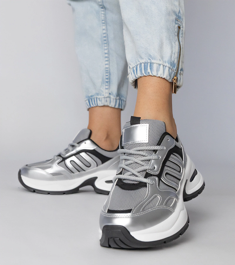 Sneakerși sport argintii pe talpă masivă Aries