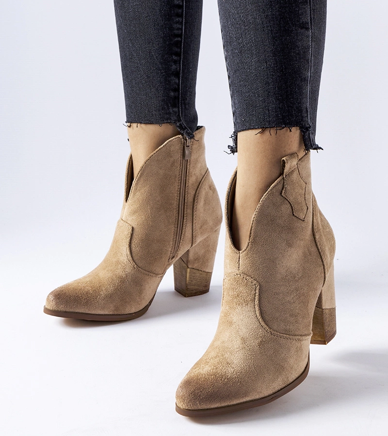 Cizme cowboy bej cu decupaje si captusite Brunilde