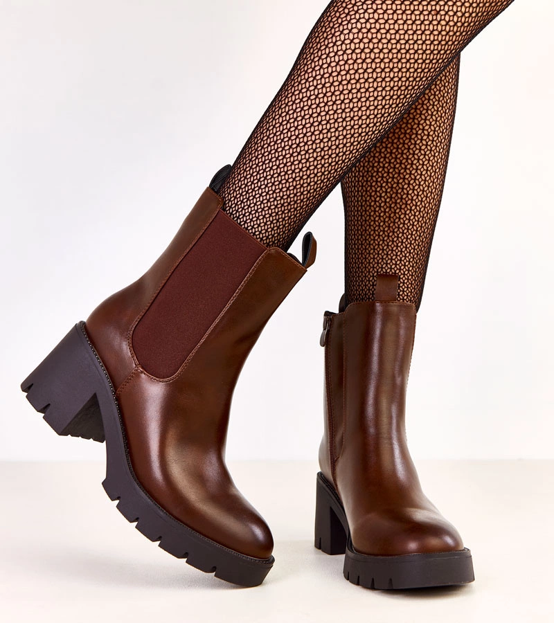 Botine maro cu inserție elastică Meloris