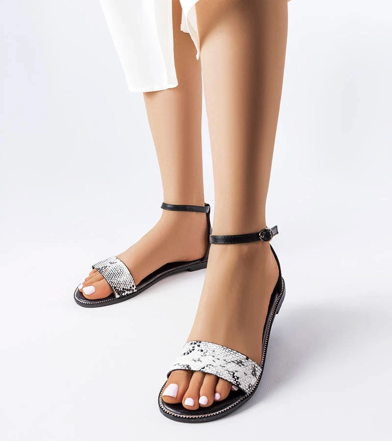 Sandale plate negre Ducharme