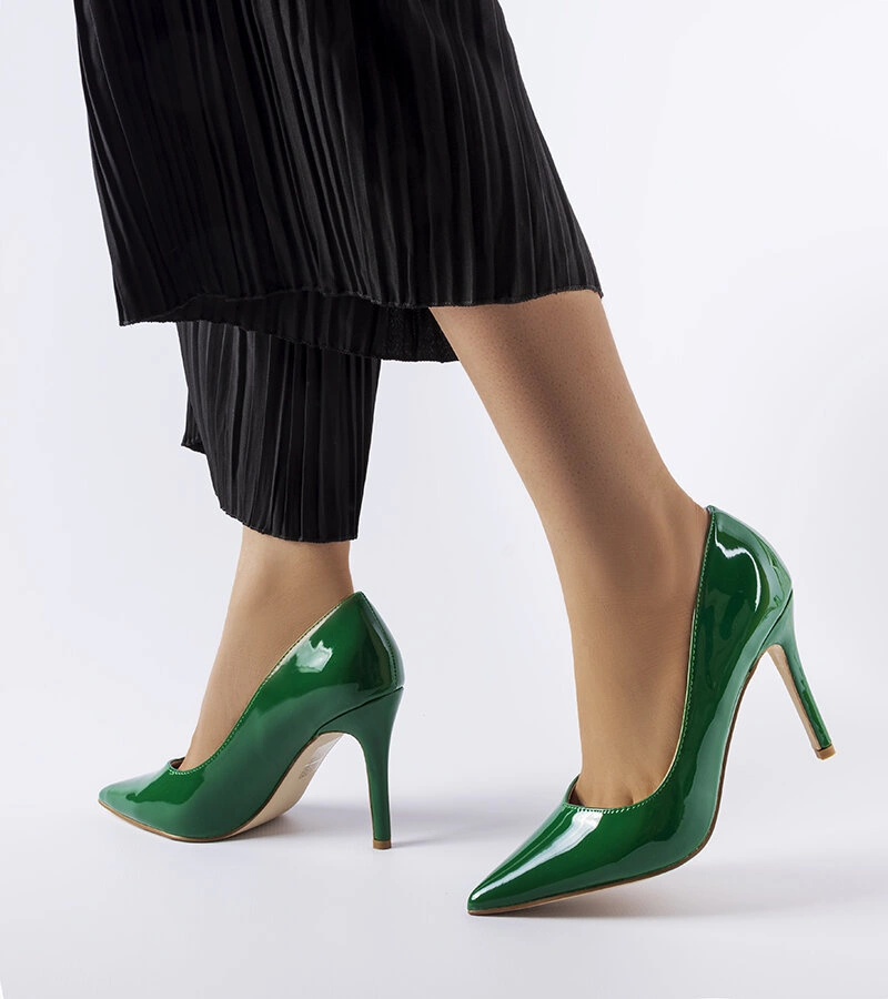 Pantofi stiletto lăcuiți verde neon de Duerr