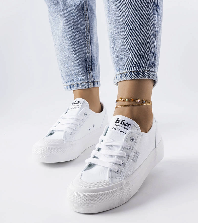 Pantofi de sport Lee Cooper albi LCW-23-31-1785L