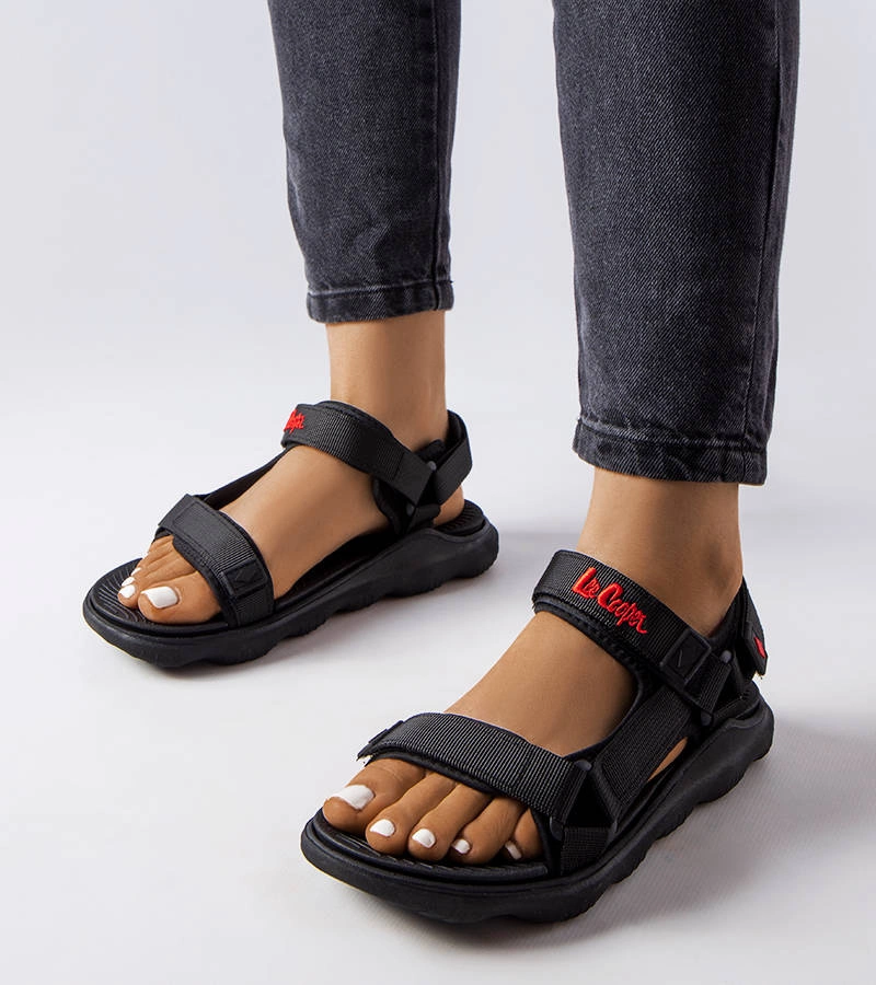 Sandale negre Lee Cooper LCW-23-34-1695L