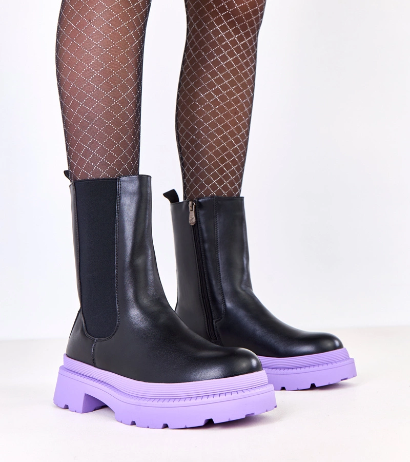 Ghete negre pe talpă violet Fortley