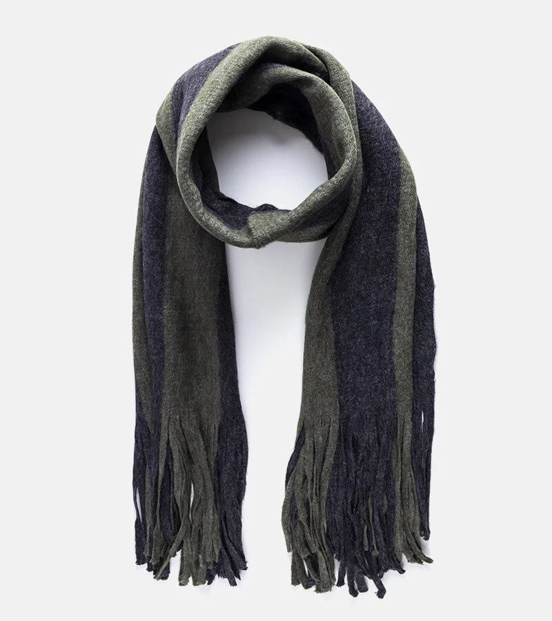 Eșarfă cu franjuri verde-gri cu franjuri Lana