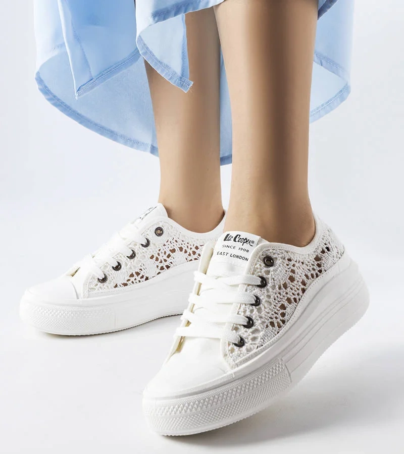 Pantofi de sport albi traforați Lee Cooper LCW-23-44-1617