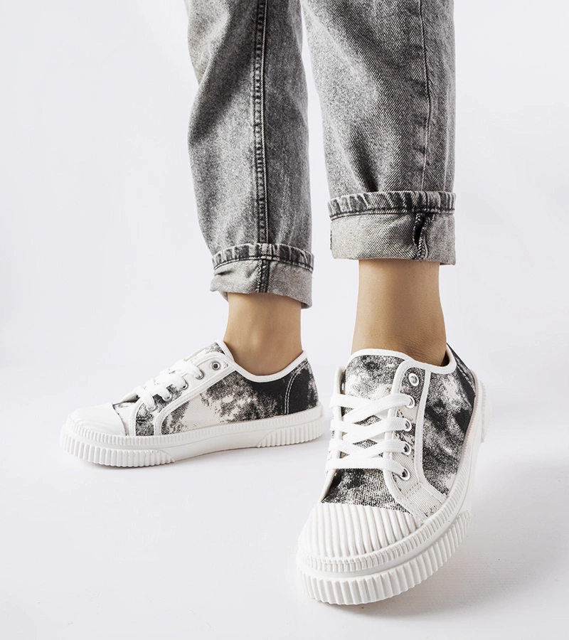 Pantofi sport cu efect de spălare neagră Clavet