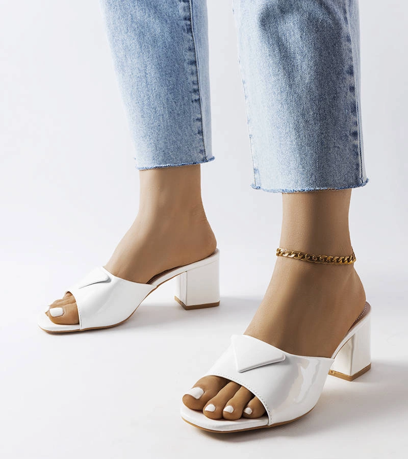 Flip-flops stiletto Branch lăcuiți alb