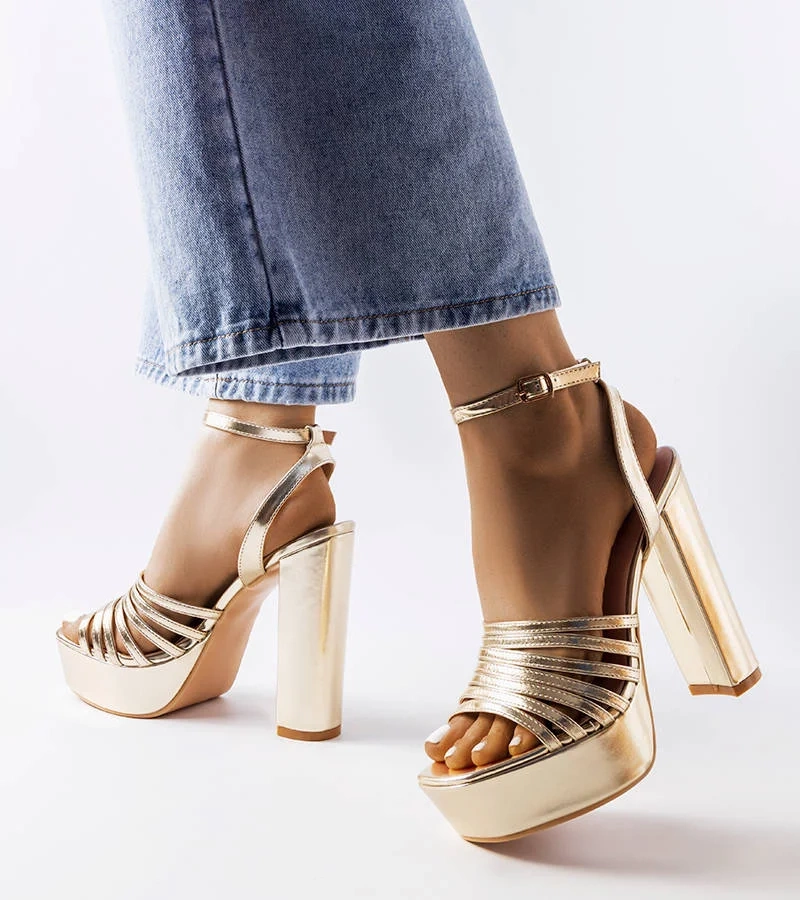 Sandale stiletto Ariande de aur masiv