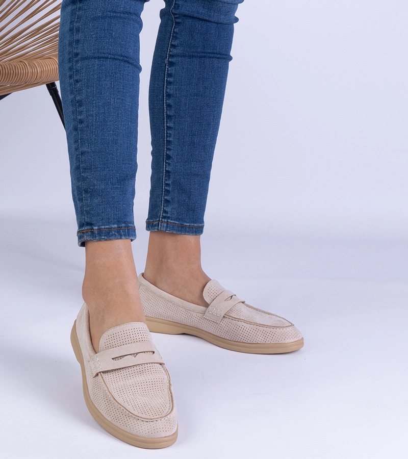 Mocasini clasici bej perforați din piele ecologică Argossa
