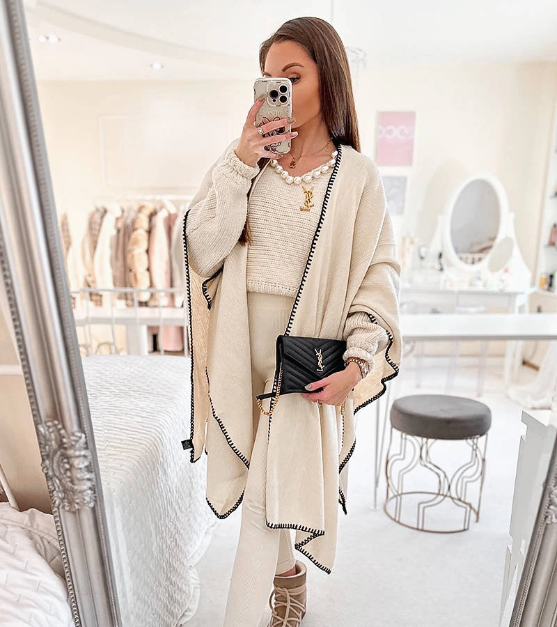 Poncho bej cu tiv Levi