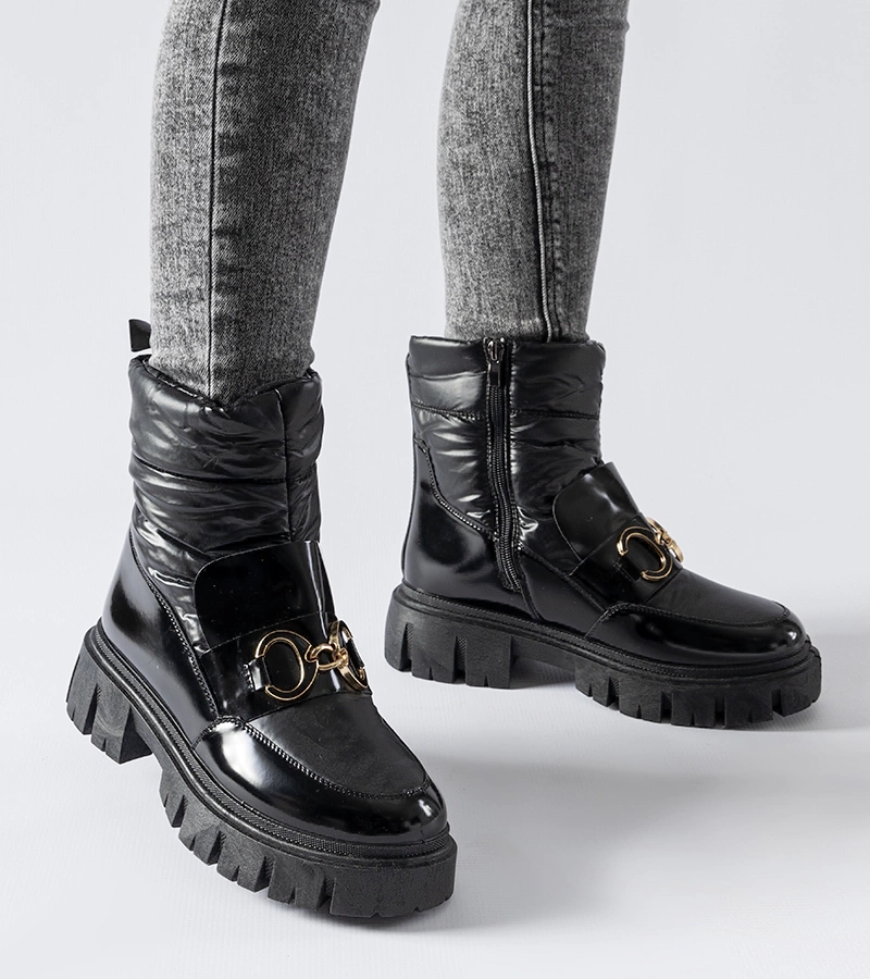 Bocanci negri lacuiți cu catarame Winter