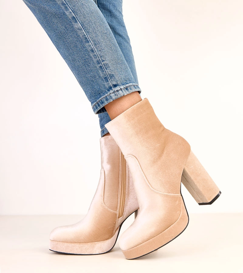 Ghete bej cu toc gros și luciu Asanda