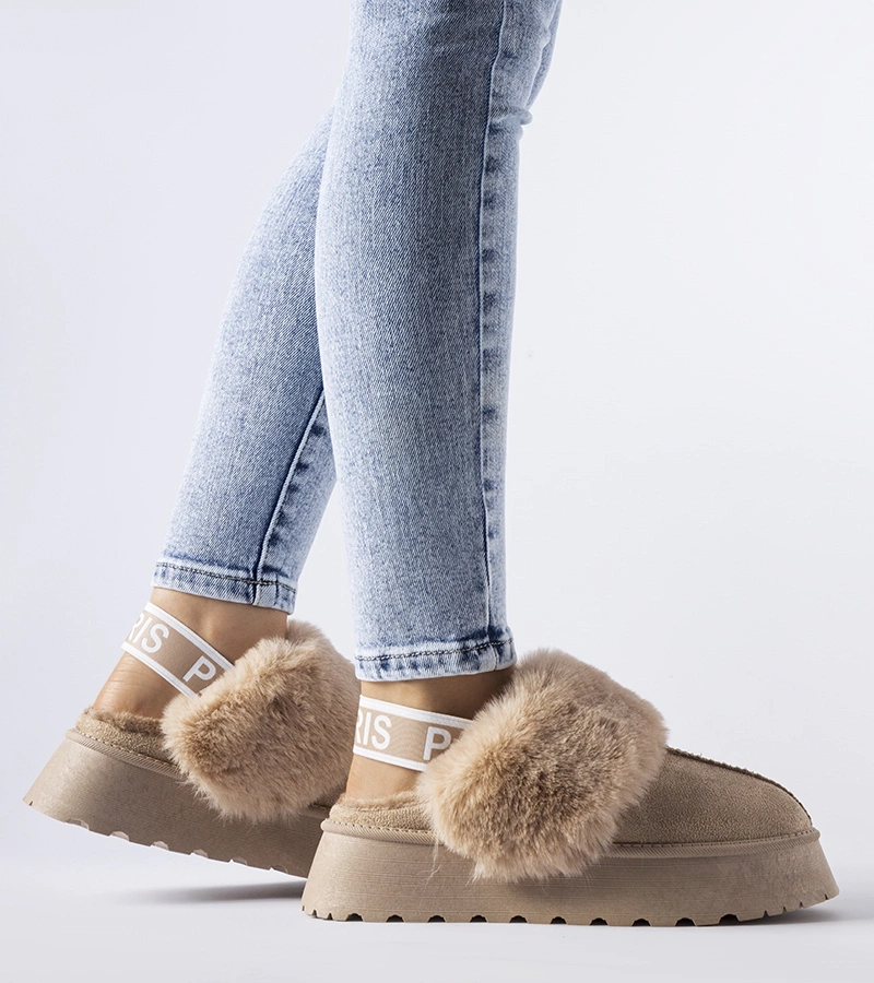 Papuci călduroși bej cu elastic și blană Sangro