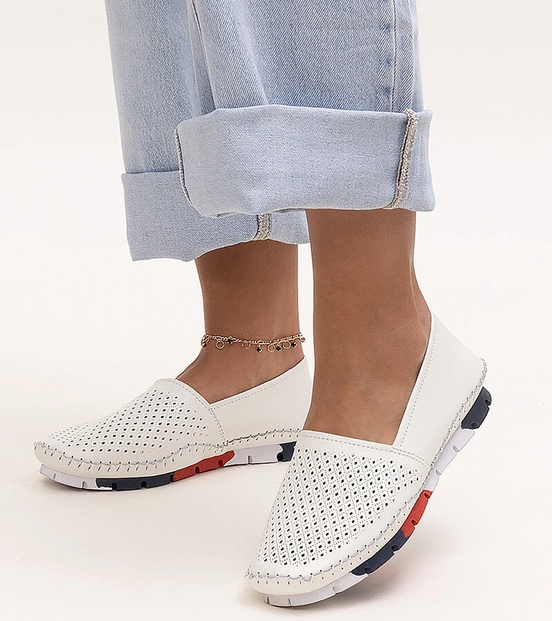 Pantofi semi-baschet Wendel din piele perforată albă