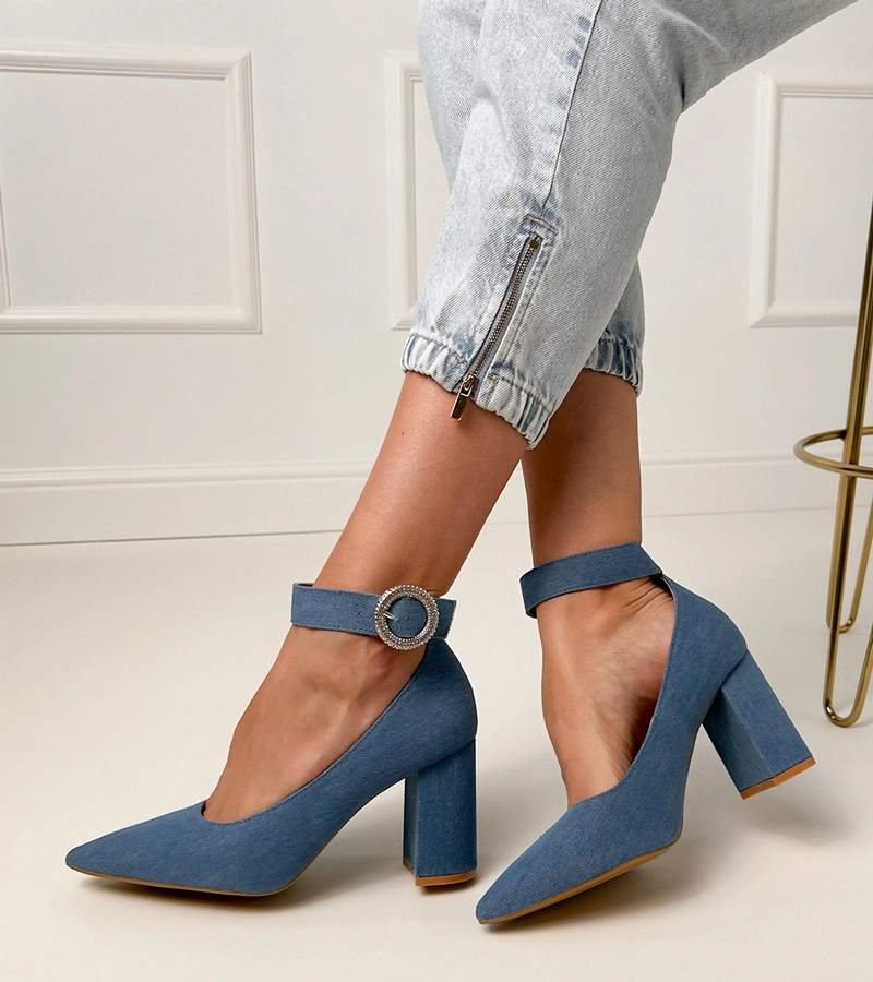 Pantofi decupați din blugi cu toc și cataramă cu pietre Vellus