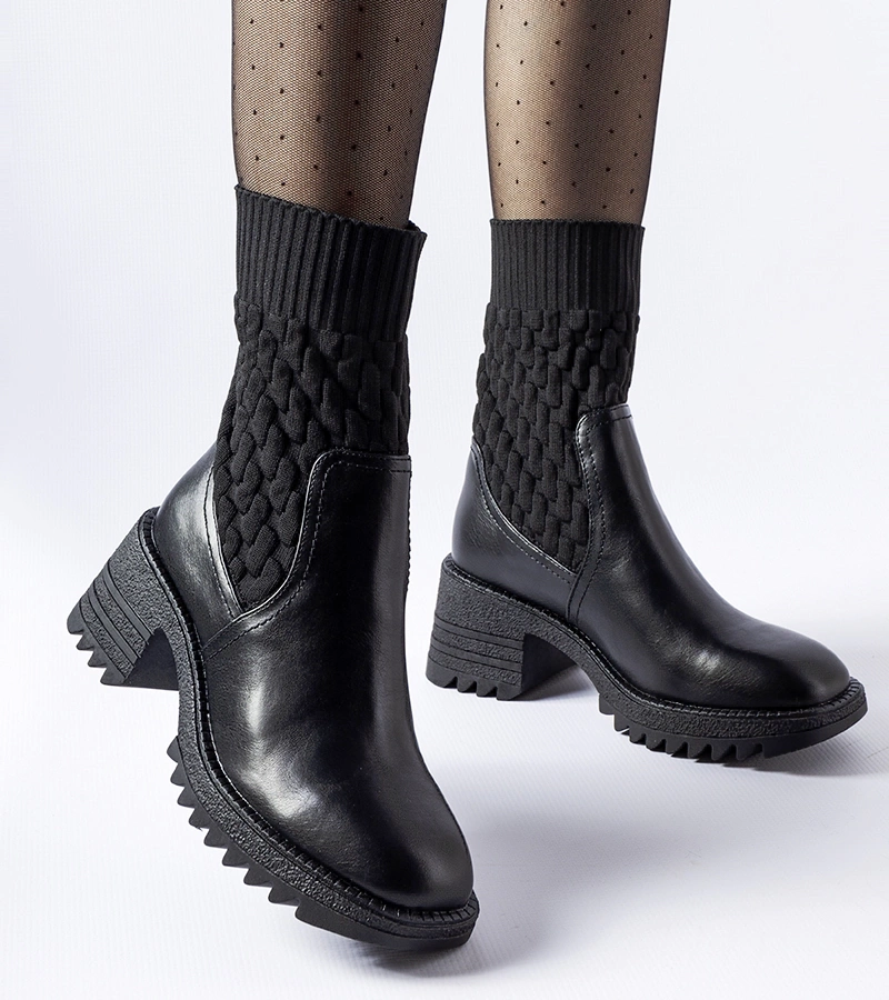 Botine negre cu imprimeuri Buckley