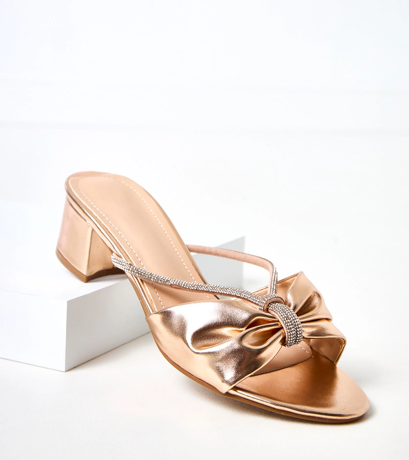 Șlapi cu toc decorati cu zirconiu de la Anbrani