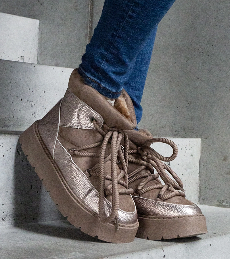 Cizme de zăpadă bej închis pe platformă, căptușite cu blană Sapphi