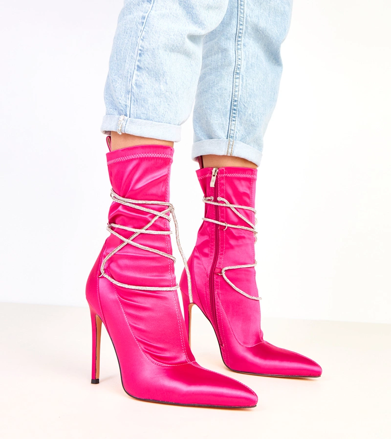 Botine din satin roz roz decorate cu pietre Tolnai