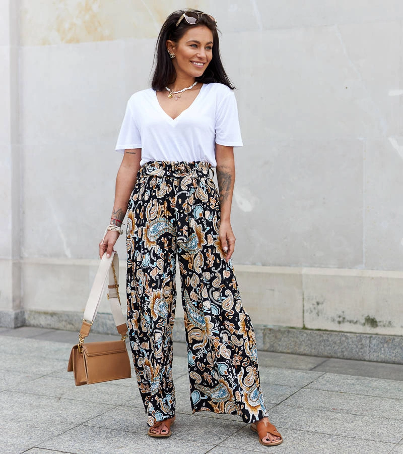 Pantaloni negri cu pliuri largi pentru femei Sanaa