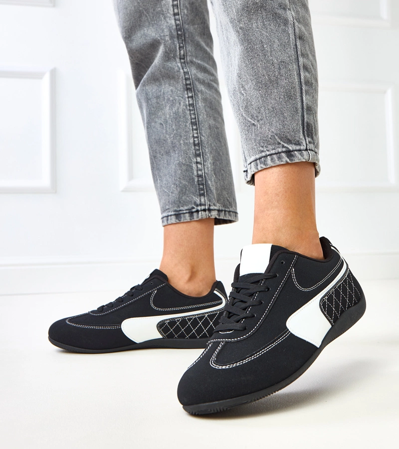 Adidași negri cu accent alb Manaar