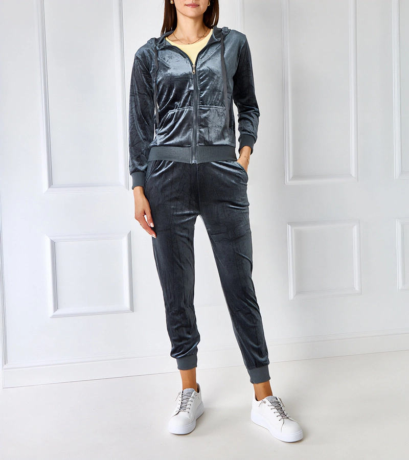 Set din catifea gri cu glugă Anna