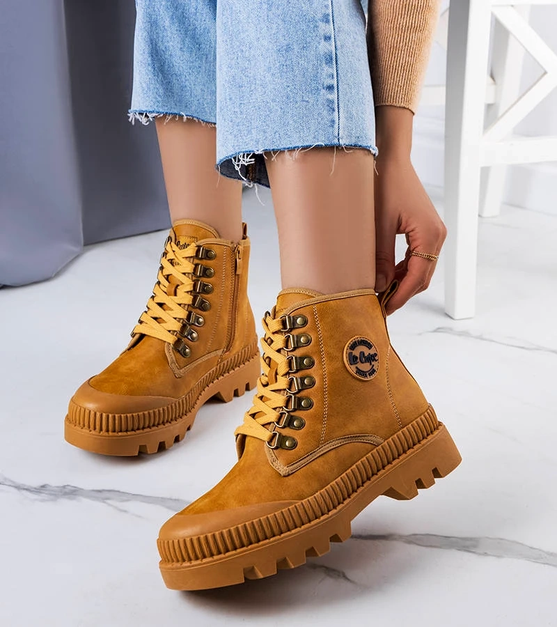 Cizme izolate camel LCJ-22-44-1339L Lee Cooper