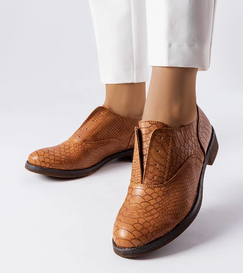 Pantofi de jumătate de încălțăminte din piele ecologică cu ștrasuri maro Morel