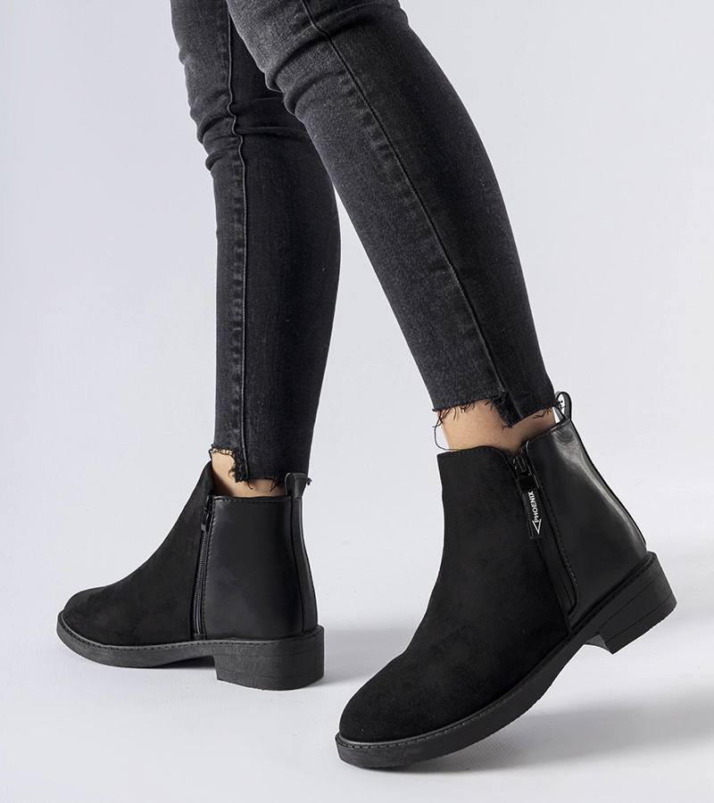 Bocanci clasici negri căptușiți Montaldo